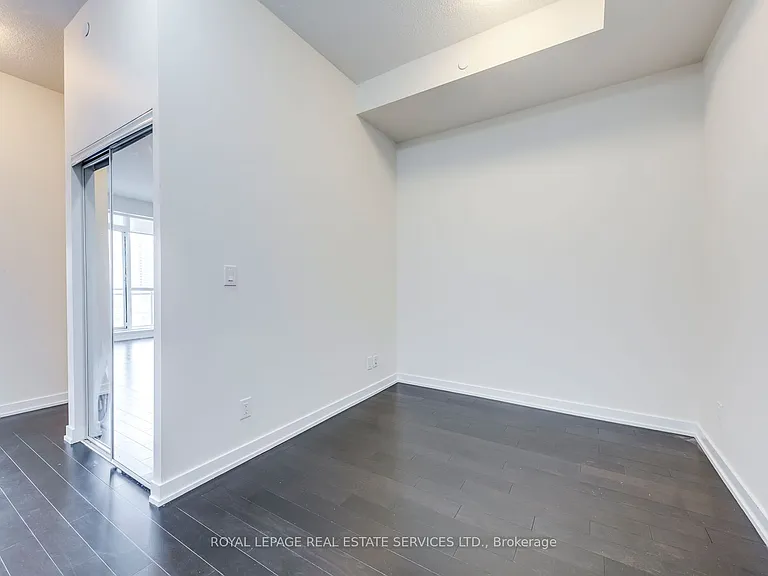 510 Curran Pl #610 — Photo 8