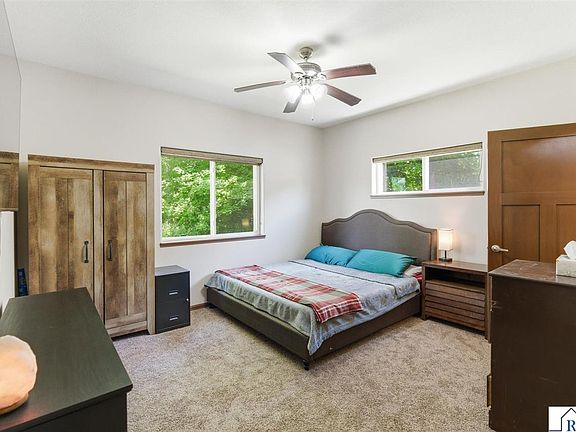 4th image of 300 Tanager Rd