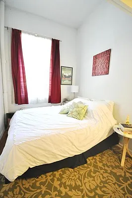 Rented by Keller Williams NYC | media 17