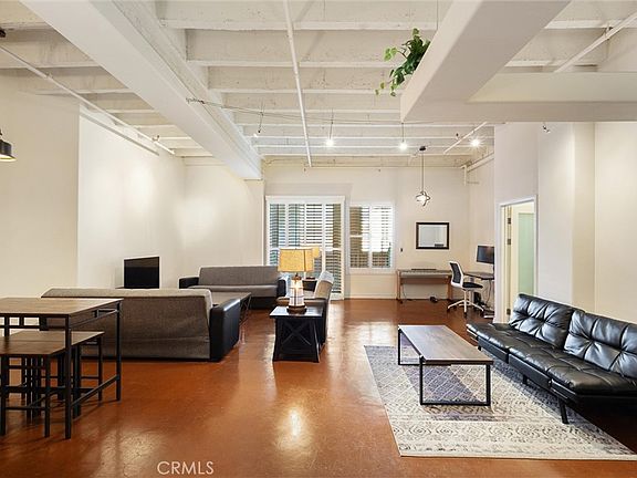 2nd image of 312 W 5th St APT 707