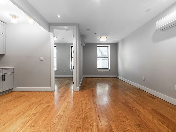 3rd image of 1160 Rogers Ave #1B