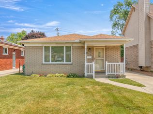 5924 N Evangeline St, Dearborn Heights, MI 48127