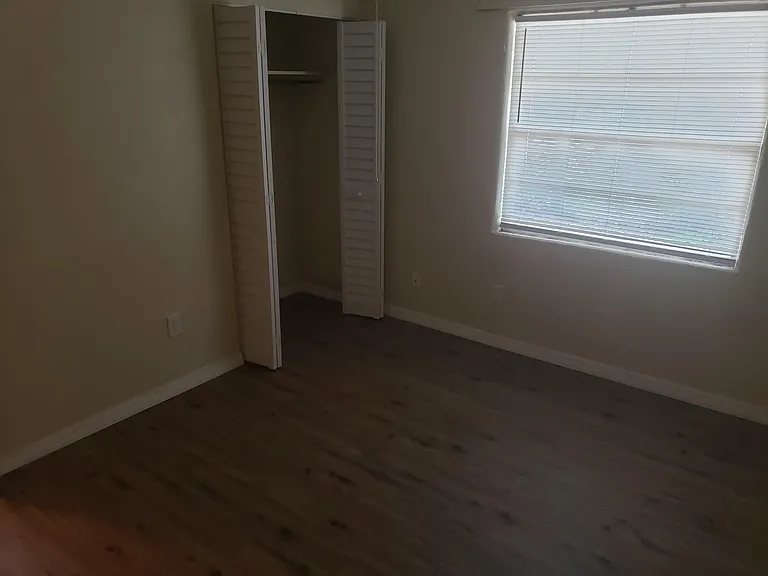701 Winchester St #5 — Photo 5
