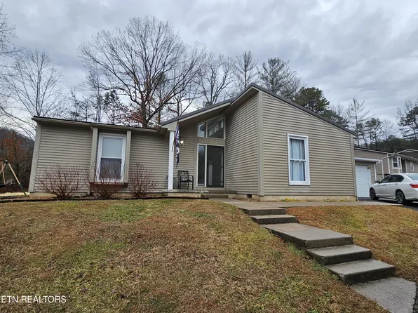 8 Abbey Ln, Middlesboro, KY 40965
