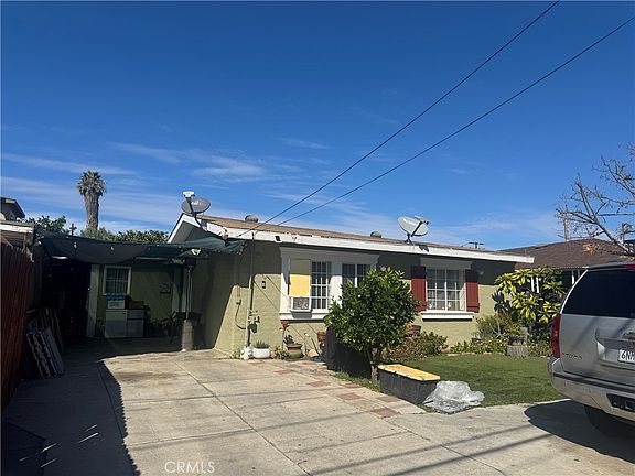 2nd image of 11517 Anacapa Pl