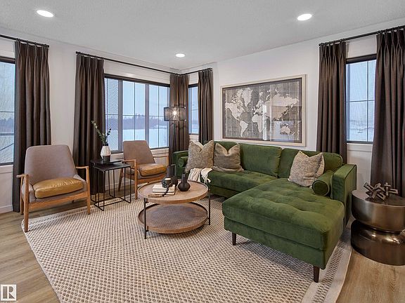 2nd image of 3 Edgewater Close