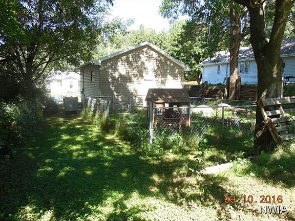 5th image of 3504 W 5th St