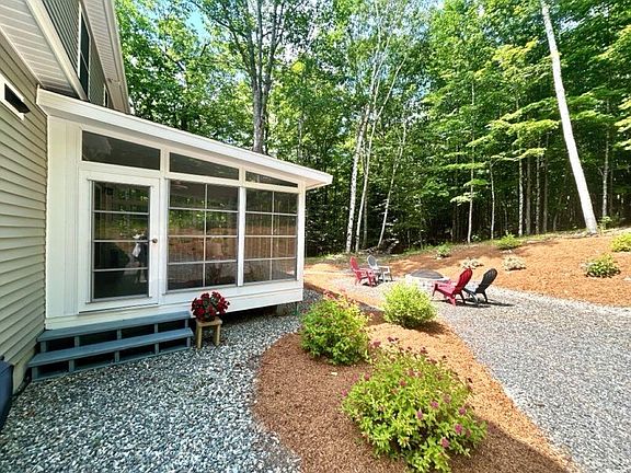 2nd image of 7 Hemlock Estates