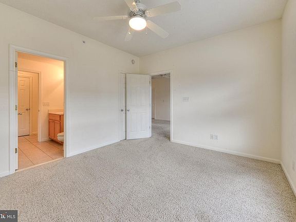 4th image of 17046 N Brandt St Unit 2204
