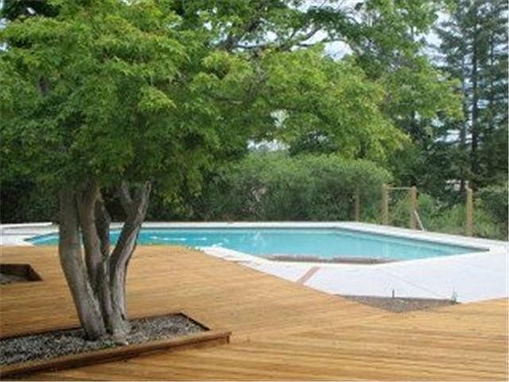 3rd image of 27930 Roble Alto Dr