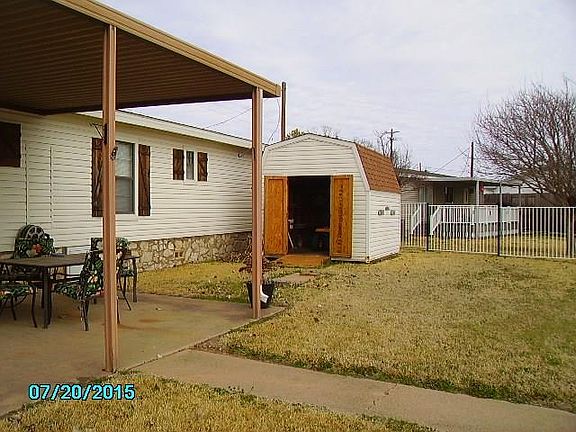 3rd image of 3912 Lands End Ct