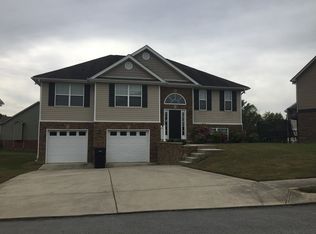 8523 Derry Berry Ln, Hixson, TN 37343