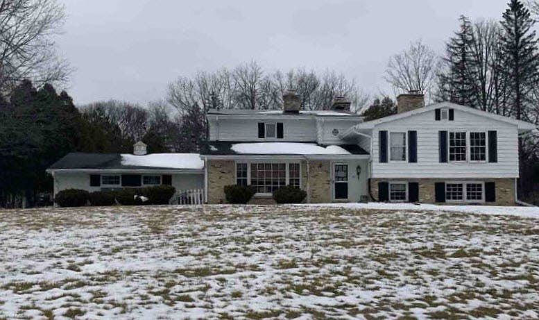 1st image of W137 7622 Hills Dr