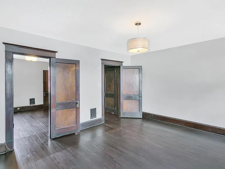 1847 Jancey St — Photo 11