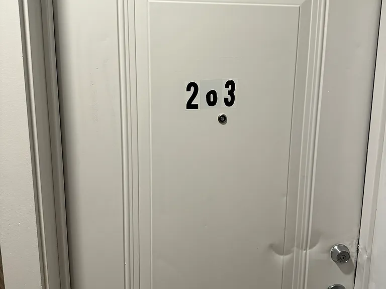 2622 University Pl NW #203 — Photo 2