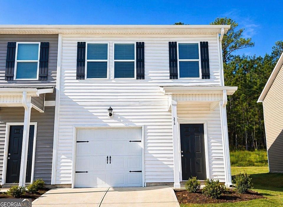 1st image of 373 Oakwood Dr NW