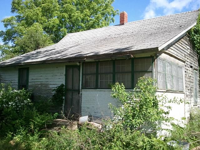 2nd image of 45293 201st St