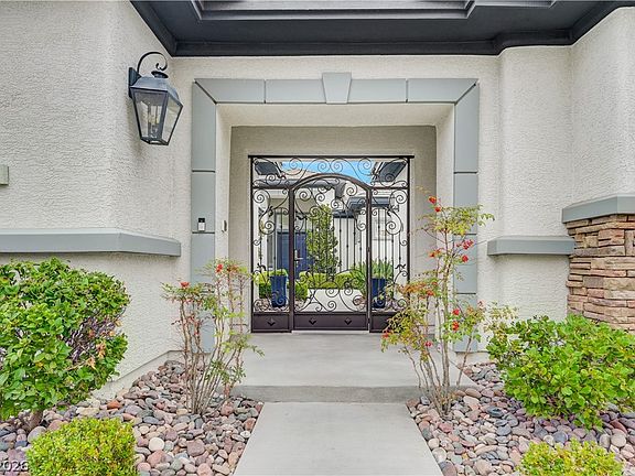 4th image of 304 Covent Garden Ct