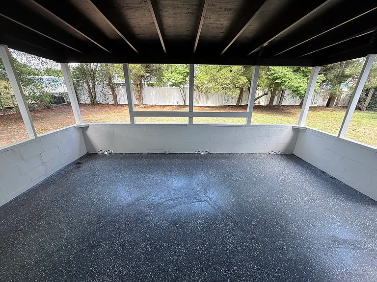 1324 Catalpa Ln — Photo 26