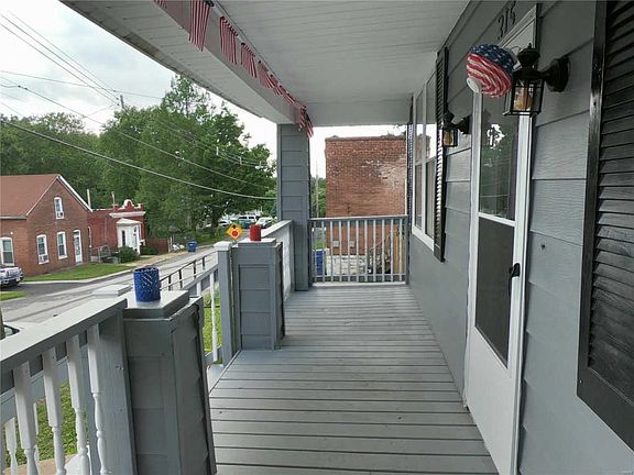 3rd image of 315 Weiss Ave