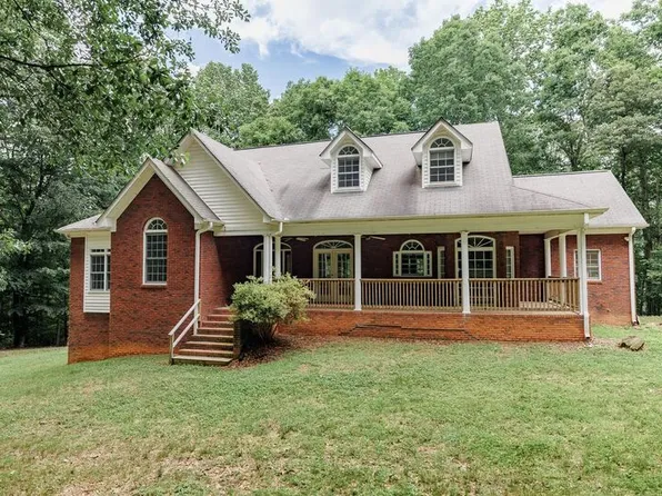 580 Wolf Creek Trl, Hull, GA 30646