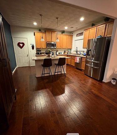 2nd image of 4060 Kingston Pkwy #1