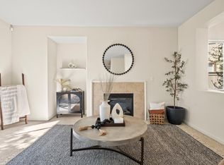 1096 Flowering Ash Dr, Hercules, CA 94547