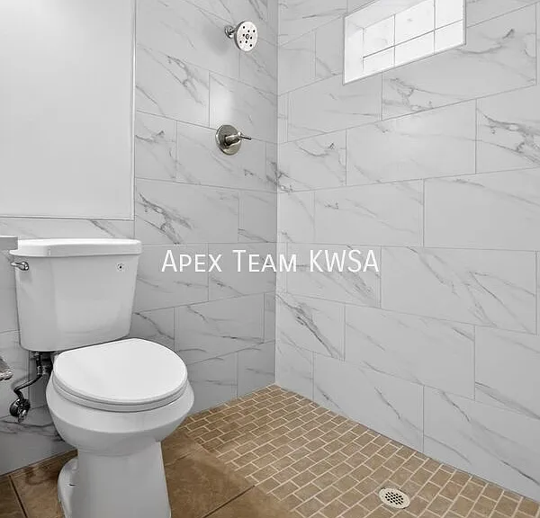 2611-2625 E Grant Rd #2621 — Photo 8