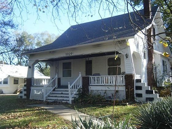 1st image of 3029 N 49th Ter