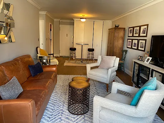 Rented by Compass | media 15