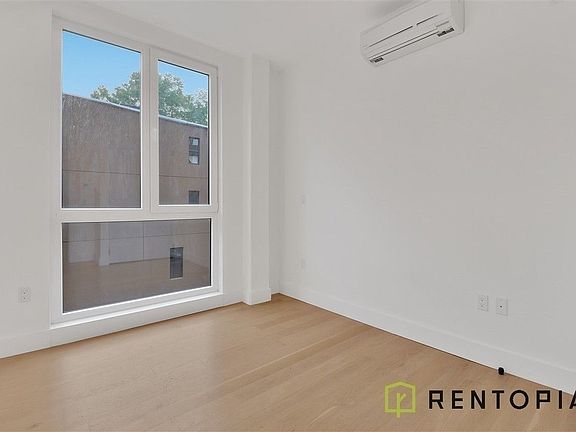 2nd image of 420 Tompkins Ave #126