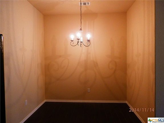 4th image of 689 Creekside Cir