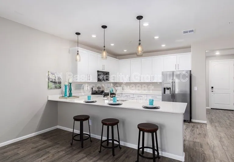21242 W Wilshire Dr — Photo 19