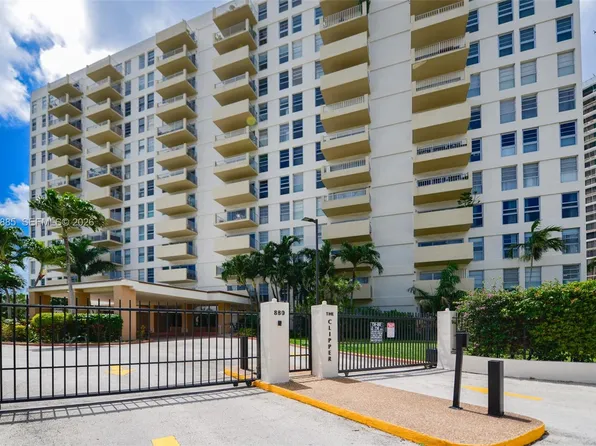 880 NE 69th St APT 2N, Miami, FL 33138