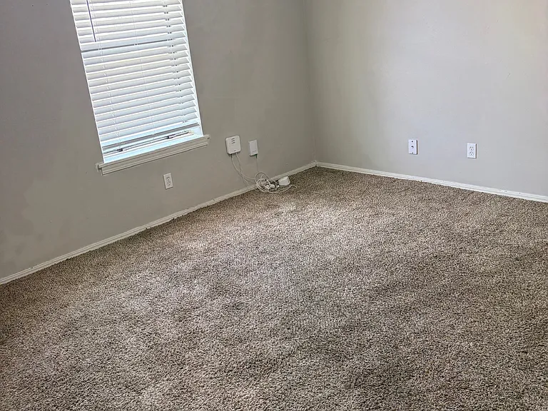 814 Hardy Springs Cir #A — Photo 5