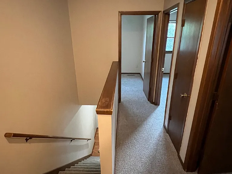 35 E Pleasant View Dr — Photo 11