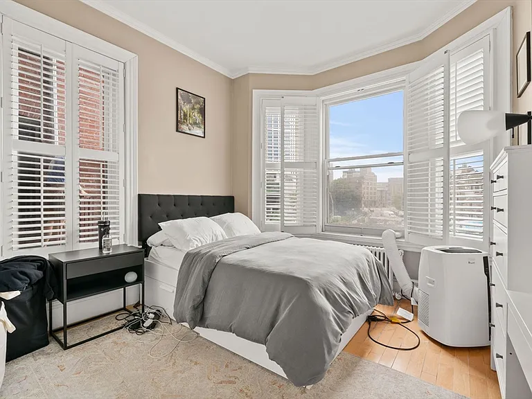 386 Commonwealth Ave #23 — Photo 13
