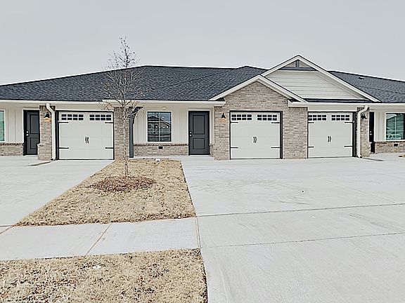 2nd image of 4902 Avion Ct