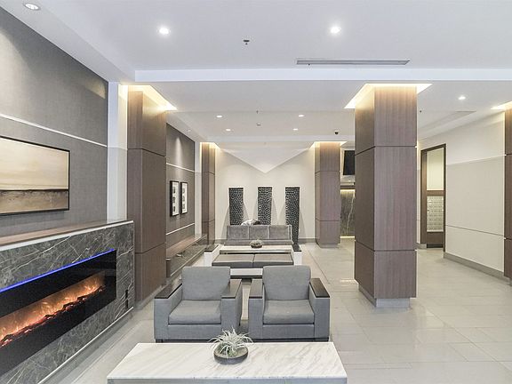 3rd image of 608 Belmont St #1705