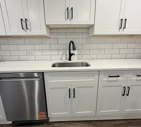 3rd image of 233 Centre St APT 2