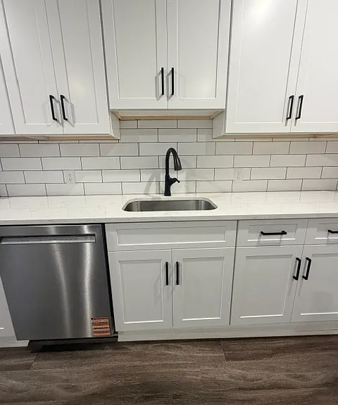 233 Centre St #2 — Photo 3