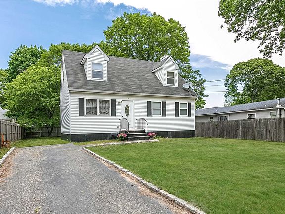 2nd image of 35 Shirley Ln