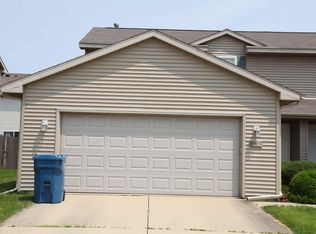 3908 Balmoral Dr, Champaign, IL 61822