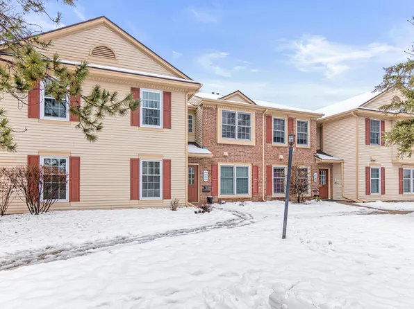 10942 Rhode Island Ave S, Bloomington, MN 55438