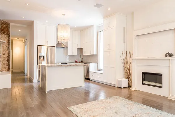 Rented by Nest Seekers International | media 12