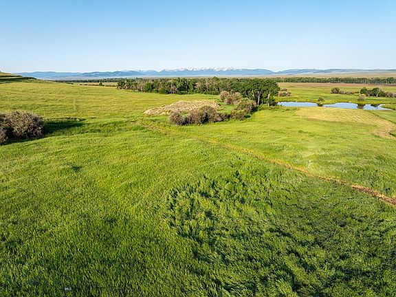 3rd image of 91 Porcupine Rd