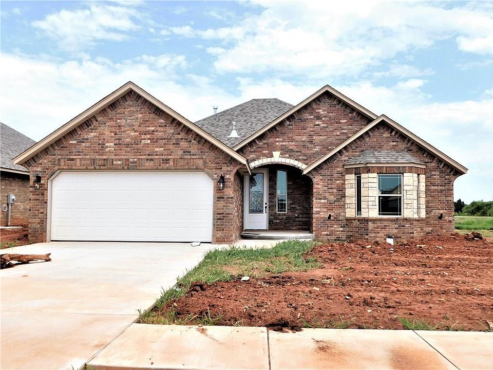 1st image of 3436 Lakeside Dr