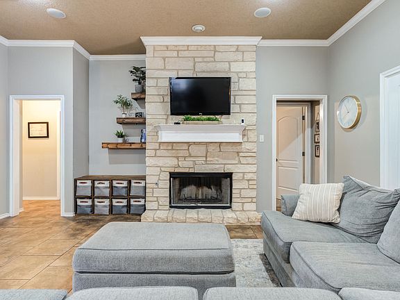 5th image of 10506 Fremont Ave