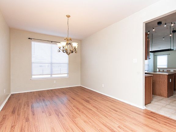 4th image of 5503 Bridgewood Dr