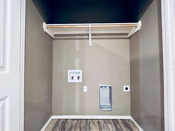 5th image of 3503 E 15th Pl